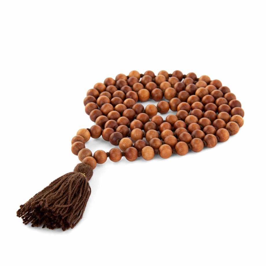 collier mala parfum bois de santal pompon marron