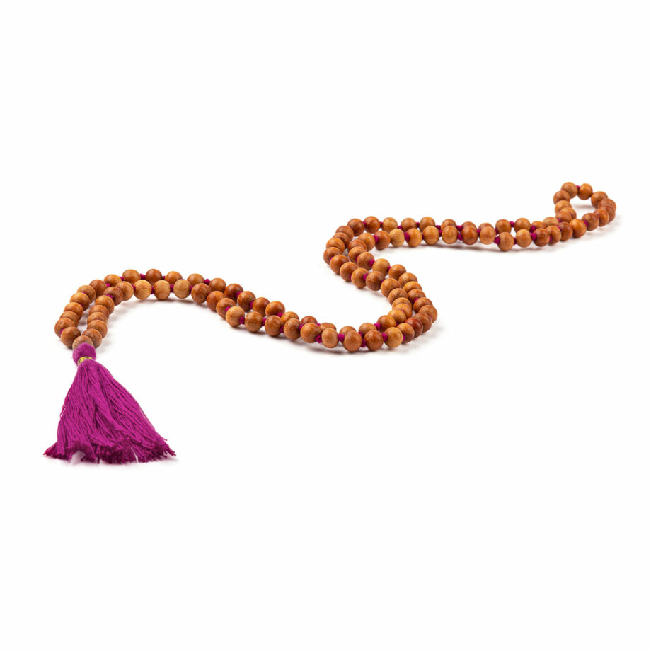 collier mala parfum bois de santal pompon berry