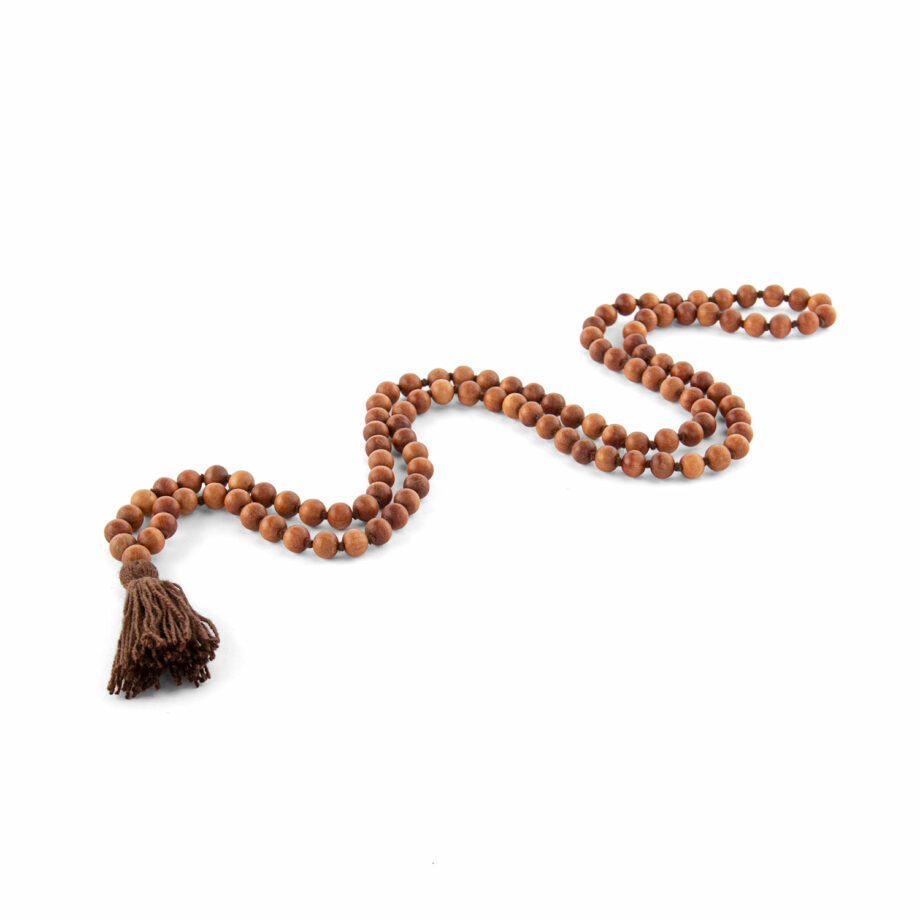 collier mala parfum bois de santal pompon marron