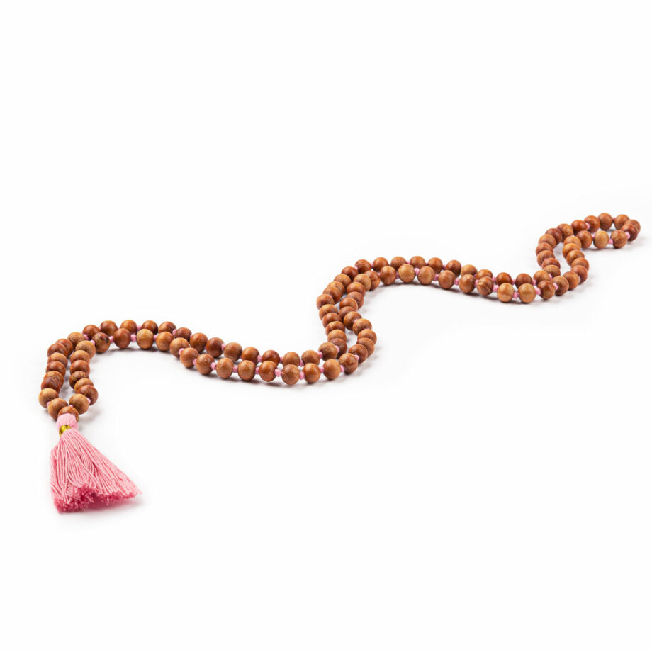 collier mala parfum bois de santal pompon rose