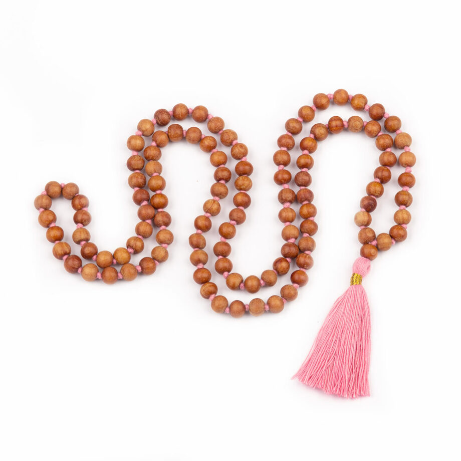 collier mala parfum bois de santal pompon rose